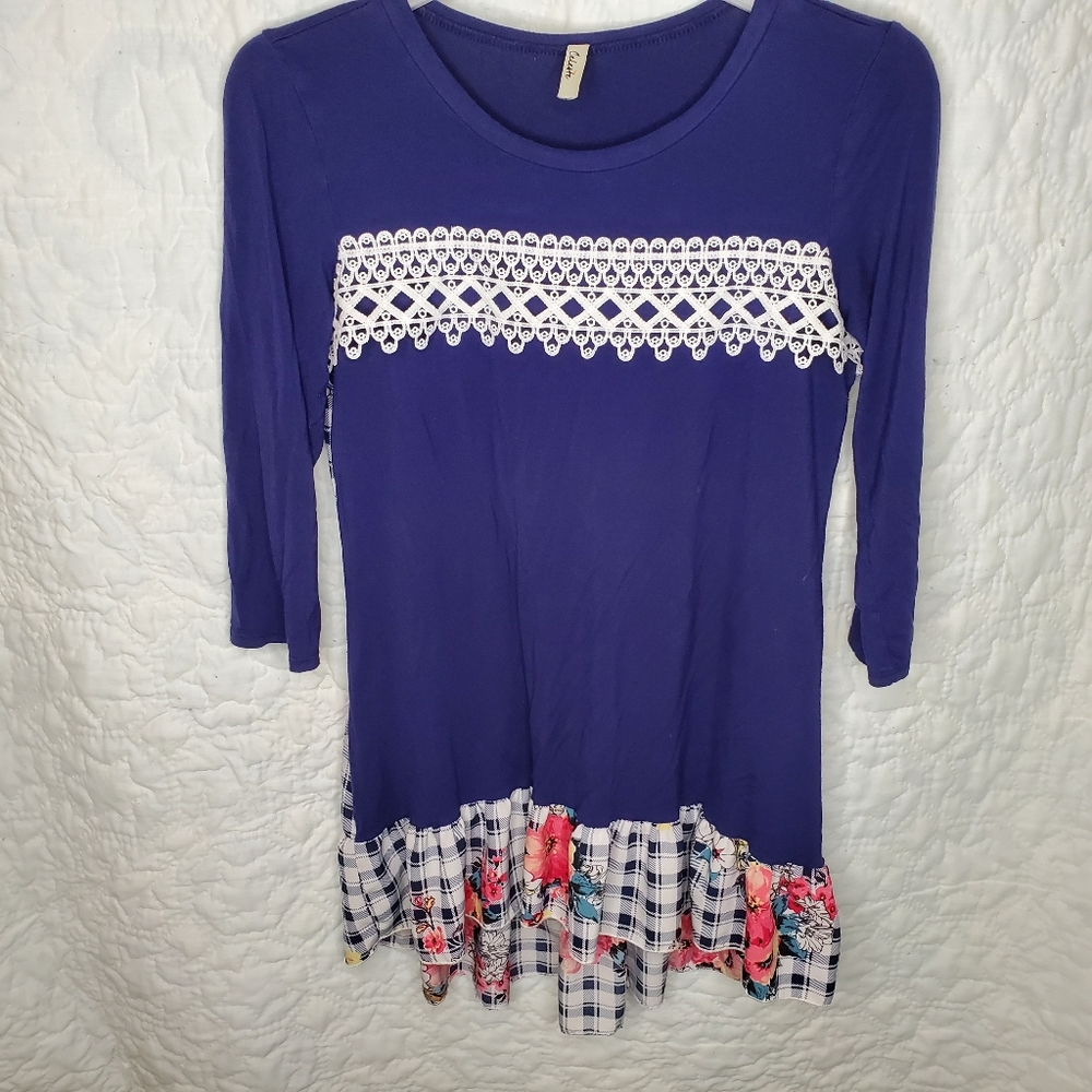 Celeste Women's Tunic Top Navy Floral